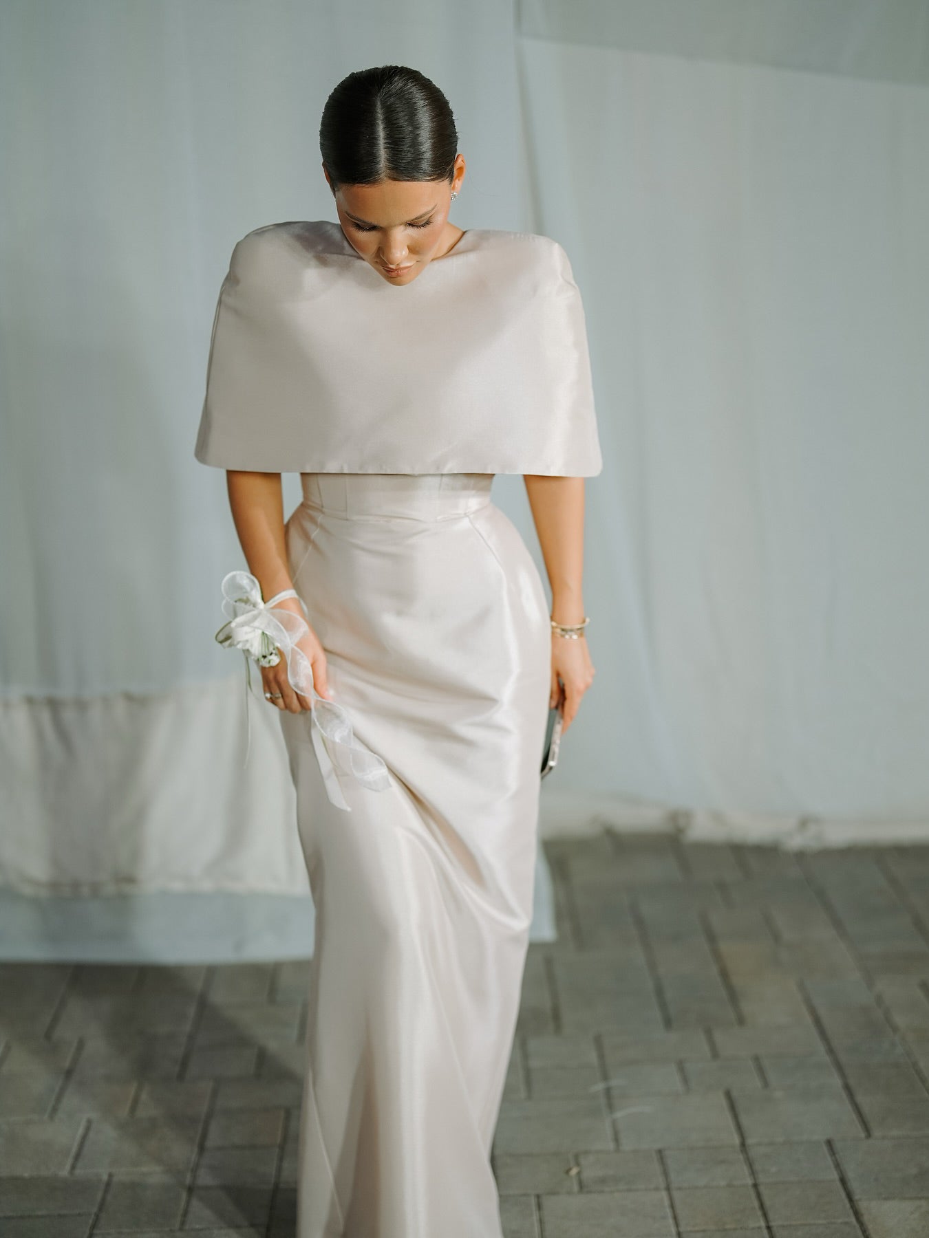 Satin cape-style top and fitted maxi dress, short sleeves, draped ivory skirt