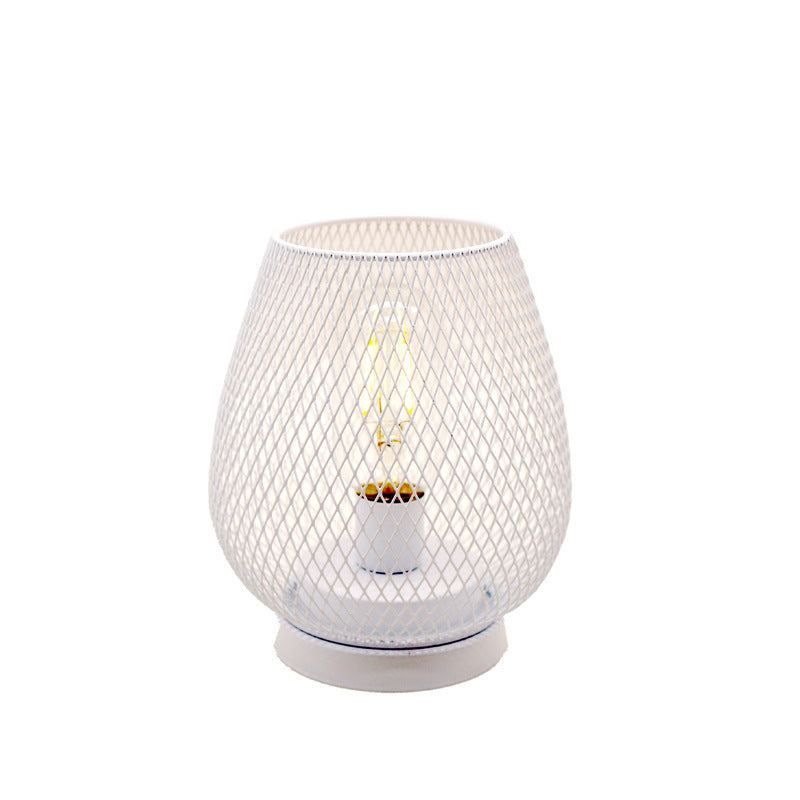 Lámpara de mesa retro de hierro forjado con batería, luz nocturna hueca con diseño de jaula de pájaros, lámpara de lectura de escritorio, decoración para dormitorio, mesita de noche y hogar