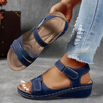 Velcro sandals with thick sole, dark blue upper, open toe and ankle strap