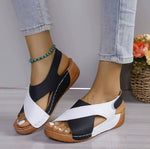 Women's colorblock wedge platform sandals, black and white straps, open fishmouth