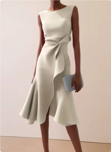 Twist & Twirl A-Line Dress - Sleeveless Elegance with Stylish Waist Twist