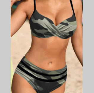 Camouflage high-waist bikini set with underwire bikini top and matching brief bottoms