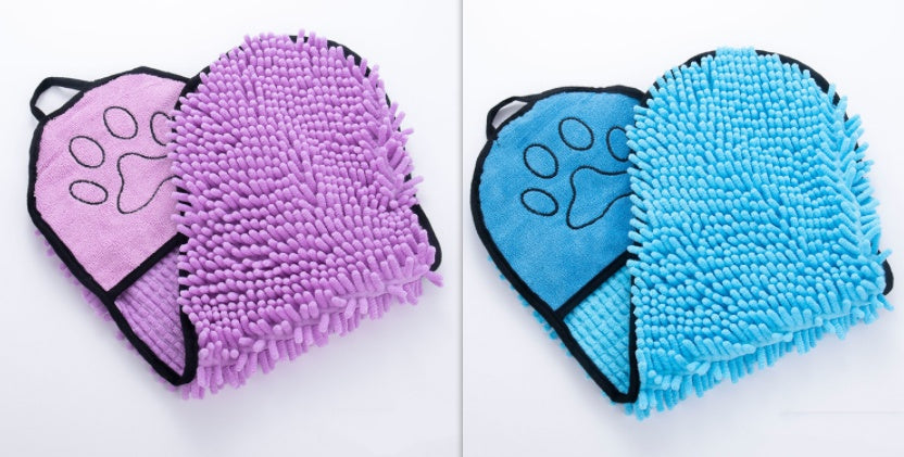 Heart-shaped microfiber pet drying towels in purple and blue with paw print