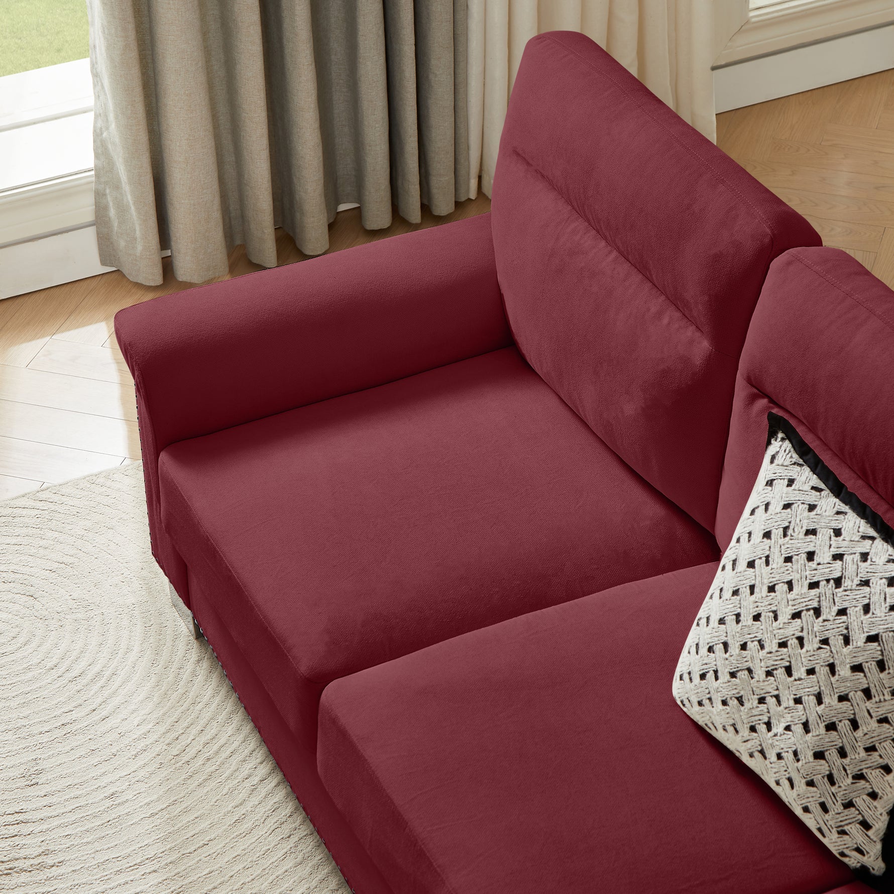 82" Modern 3-Seater Chesterfield Sofa – Burgundy Snowfleece