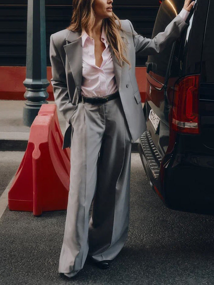 Gray blazer and wide-leg pants suit with notch lapels and front button fastening
